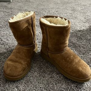EUC AUTHENTIC UGG BOOTS